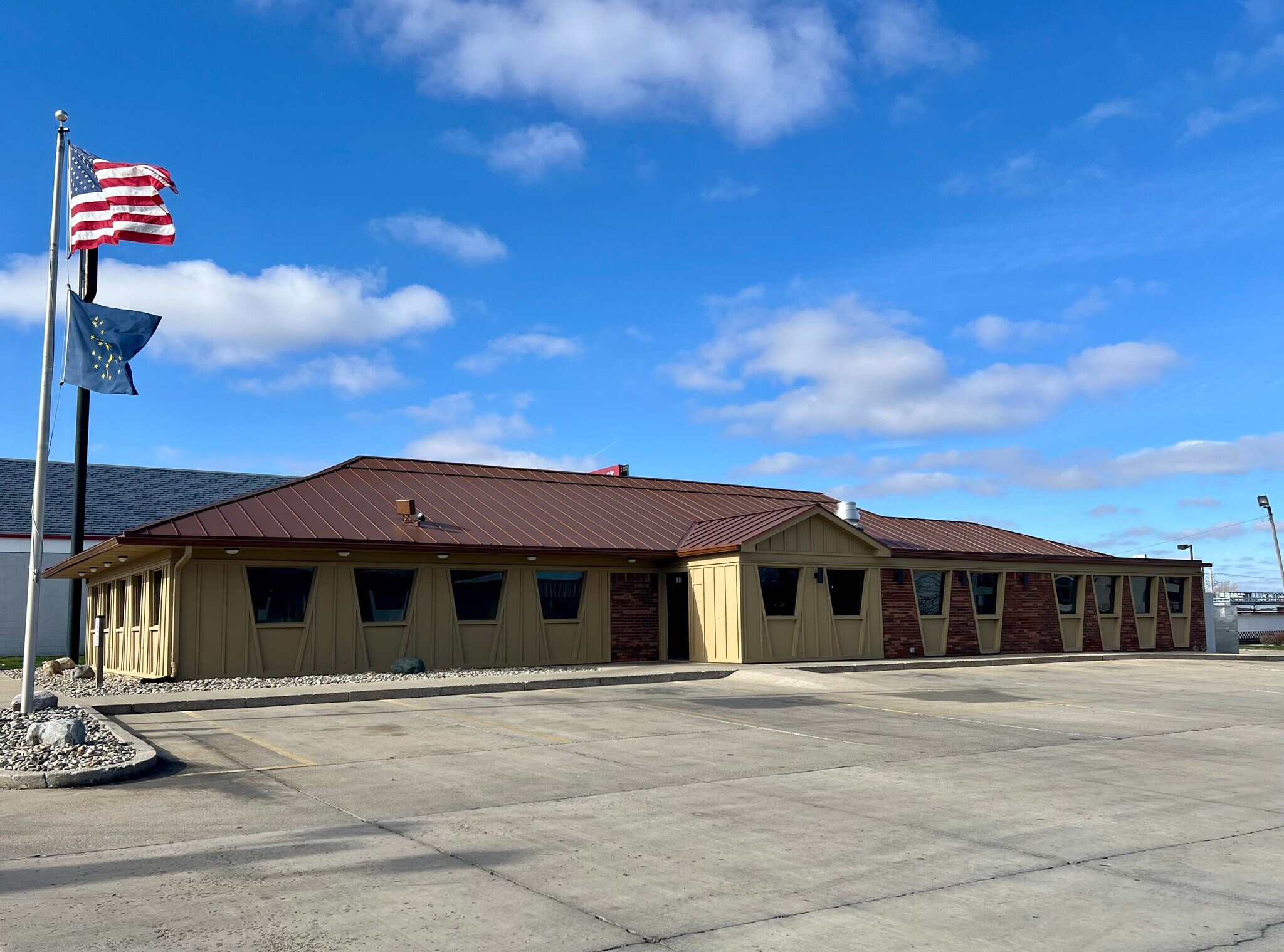 408 E Center Rd, Kokomo, IN for sale Building Photo- Image 1 of 9