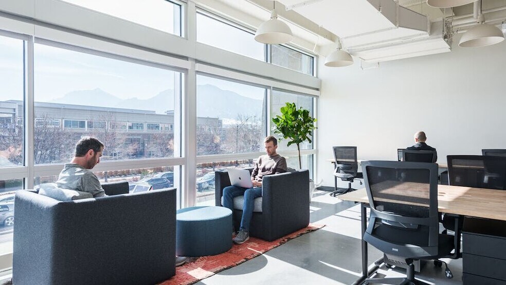 2755 Canyon Blvd, Boulder, CO for lease - Interior Photo - Image 2 of 9