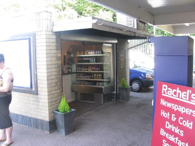 London Rd, Purfleet à louer - Photo du bâtiment - Image 2 de 2