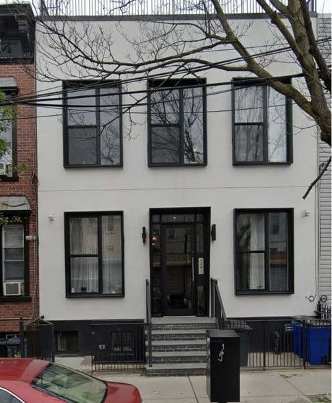 1676 Jefferson Ave, Ridgewood, NY for sale - Building Photo - Image 3 of 10