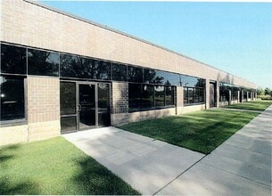 1606 Golden Aspen Dr, Ames, IA for lease Building Photo- Image 1 of 2