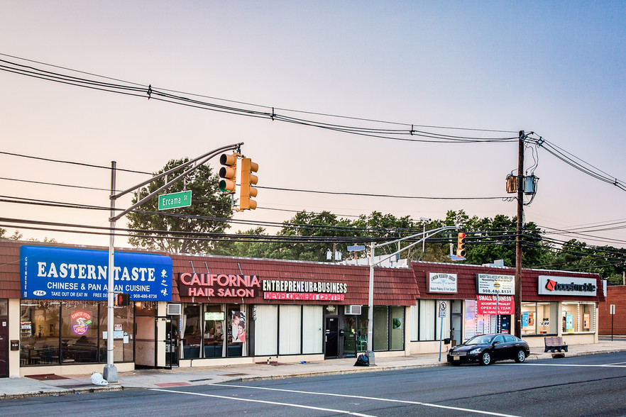 700-714 W Saint Georges Ave, Linden, NJ à vendre - Photo du bâtiment - Image 1 de 1