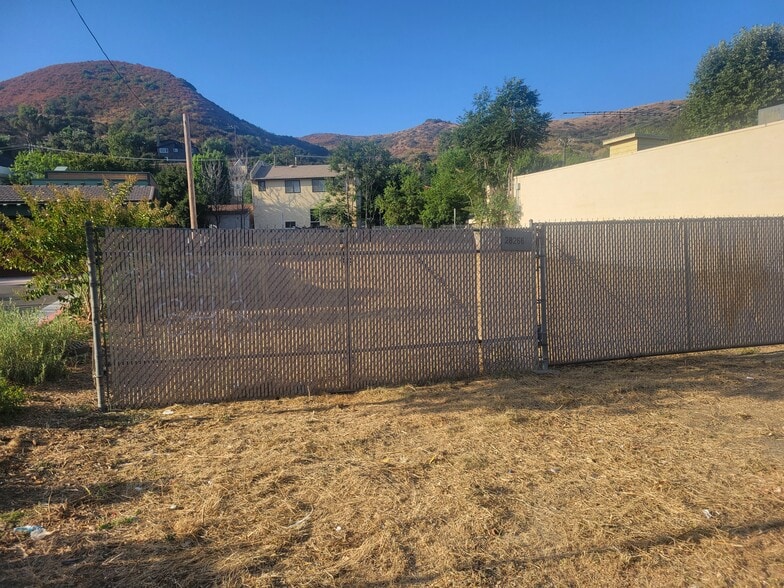 28266 Dorothy Dr, Agoura Hills, CA for lease - Building Photo - Image 3 of 9