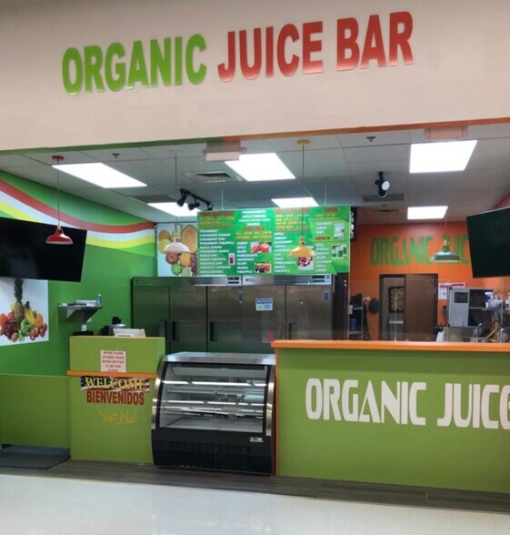 3565 Fairlane Dr, Allen Park, MI à vendre - Photo du bâtiment - Image 3 de 7