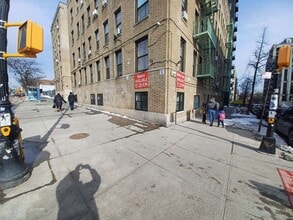 2080-2090 Grand Concourse, Bronx, NY à louer Photo intérieure- Image 1 de 18