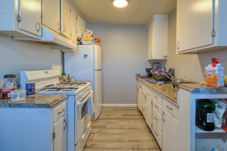 552 Enos Way, Livermore, CA à vendre - Photo du bâtiment - Image 3 de 5