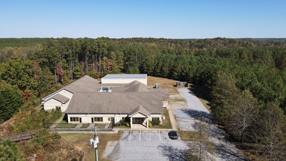 841 Dunklin Bridge Rd, Fountain Inn, SC à vendre - Photo du bâtiment - Image 1 de 17