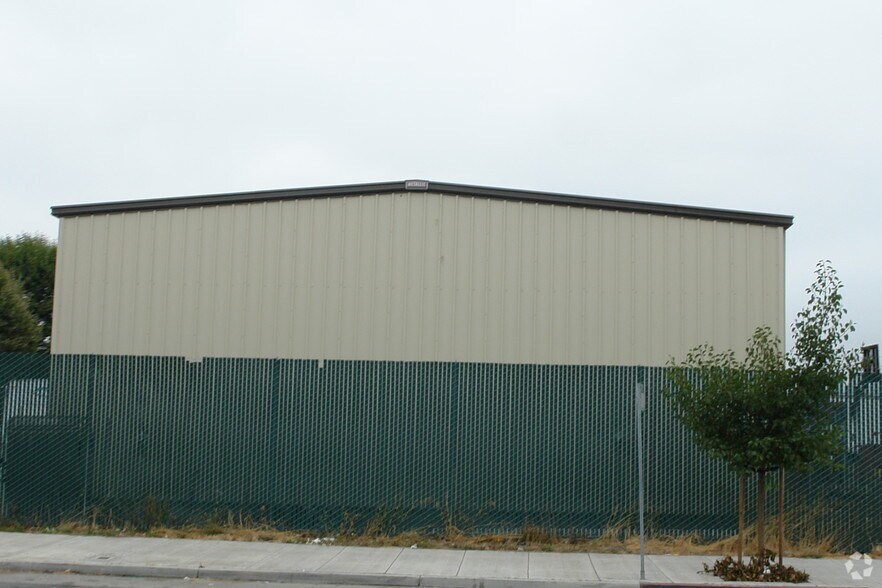 2226 Campbell St, Oakland, CA à vendre - Photo du bâtiment - Image 2 de 2