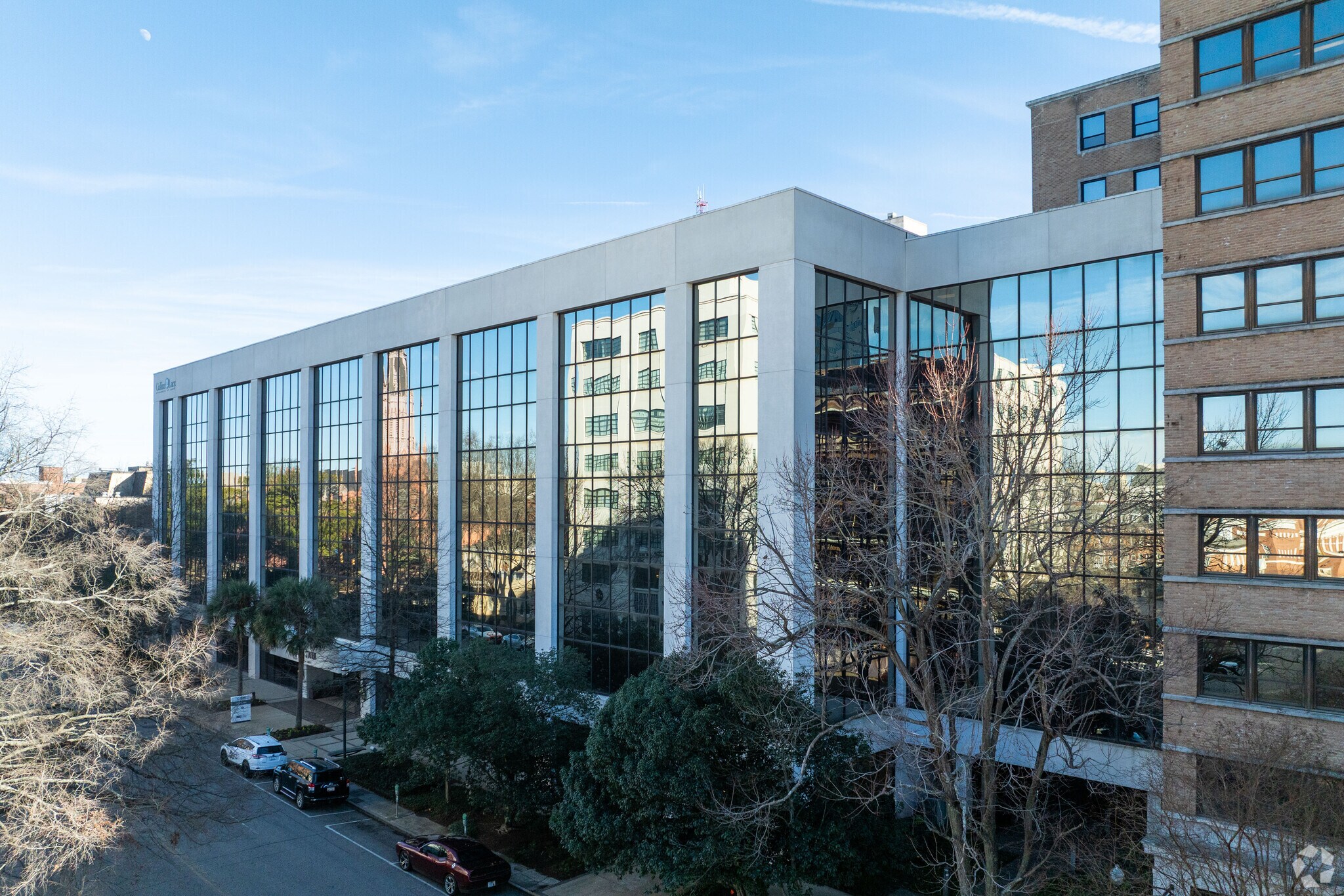 1330 Lady St, Columbia, SC à louer Photo principale- Image 1 de 5