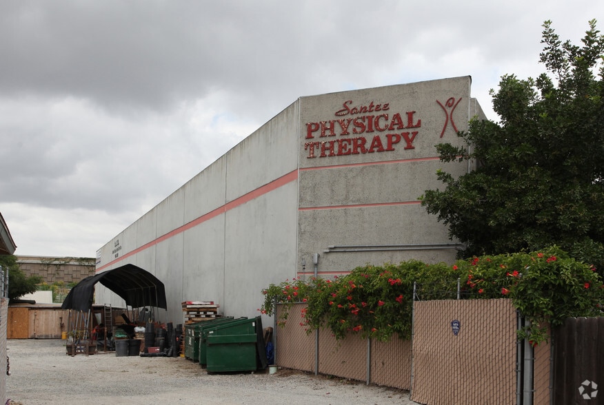 9830 Prospect Ave, Santee, CA for lease - Building Photo - Image 2 of 6