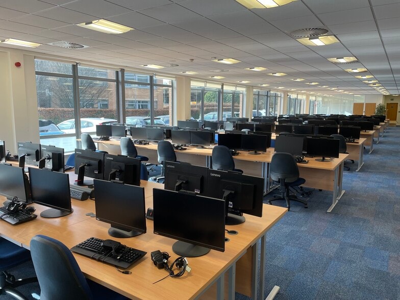 5 Seaward Pl, Glasgow for lease - Building Photo - Image 2 of 5