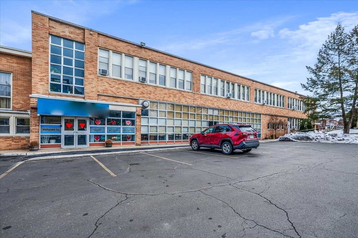 1346 Broadway, Hewlett, NY for lease Primary Photo- Image 1 of 2