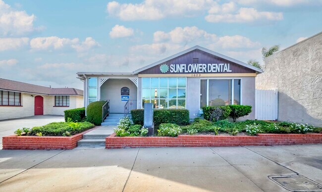 More details for 1629 Crenshaw Blvd, Torrance, CA - Office for Sale