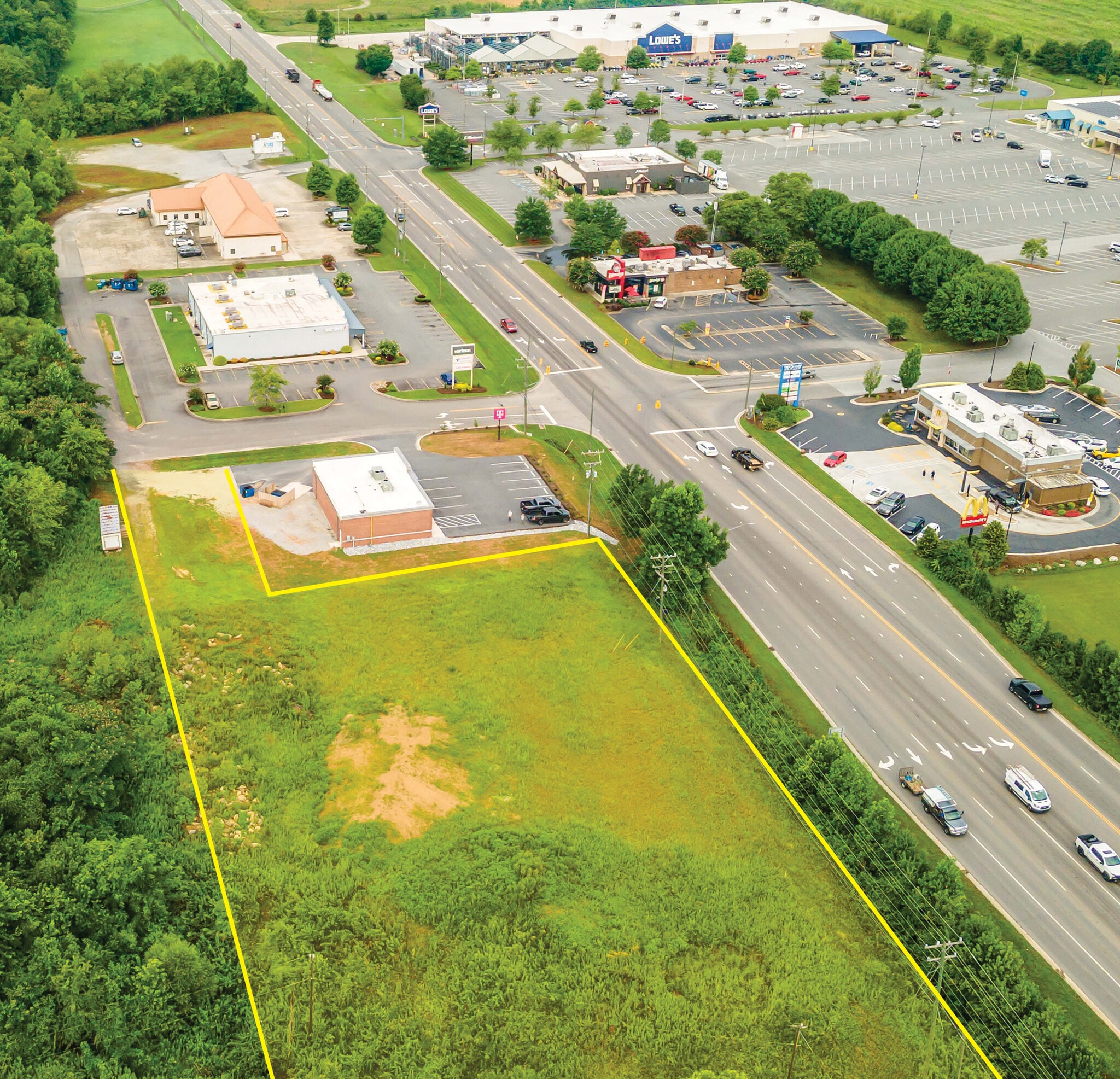 387 Us-70, Marion, NC for lease Primary Photo- Image 1 of 4