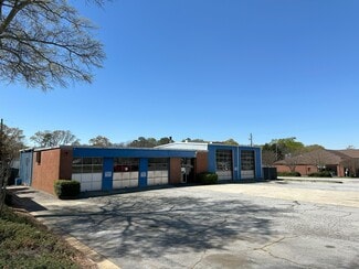 Plus de détails pour 571 Forest Pky, Forest Park, GA - Commerce de détail à vendre