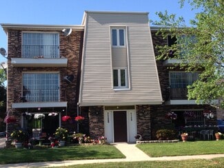 Plus de détails pour 7120 Oconnell Dr, Chicago Ridge, IL - Multi-résidentiel à vendre