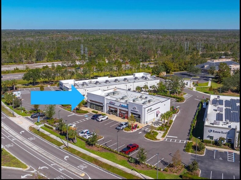 5638 Circa Fishhawk blvd, Lithia, FL for lease - Building Photo - Image 3 of 43