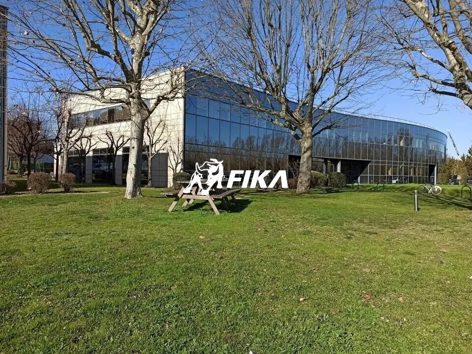 Office in Toulouse for lease Building Photo- Image 1 of 6