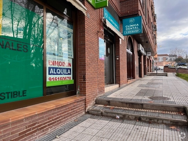 Retail in Majadahonda, Madrid for lease Interior Photo- Image 1 of 16