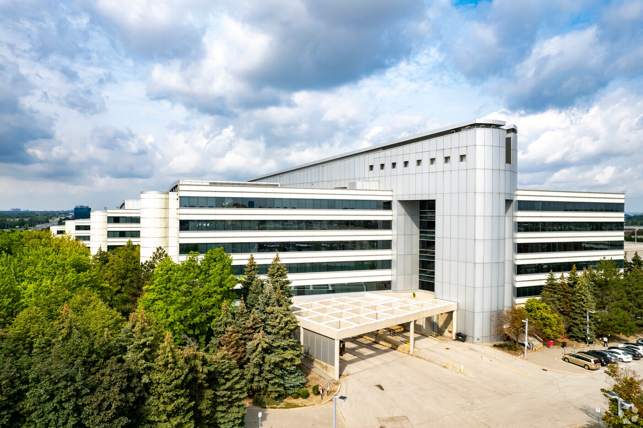 3600 Steeles Ave E, Markham, ON à louer Photo principale- Image 1 de 6