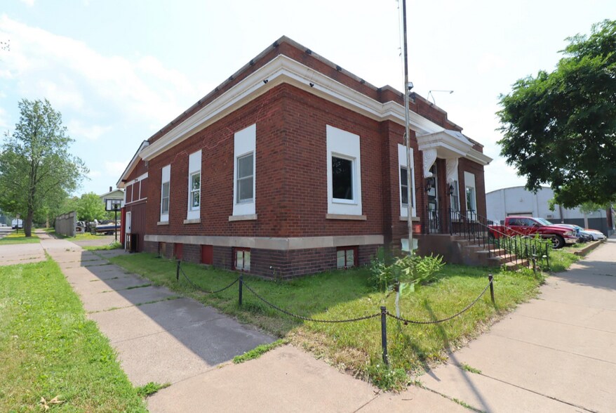 220 Main St E, Ashland, WI for sale - Building Photo - Image 2 of 20