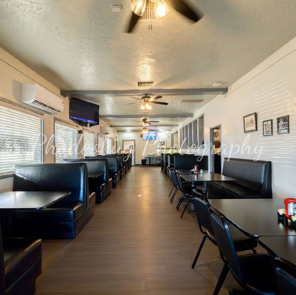 1337 N China Lake Blvd, Ridgecrest, CA for lease Interior Photo- Image 1 of 2