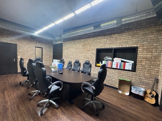 4805 N Expressway 281, Edinburg, TX à vendre - Photo intérieure - Image 3 de 5