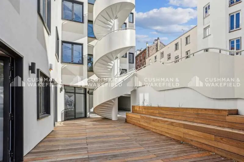 Office in Boulogne-Billancourt for lease - Building Photo - Image 3 of 31