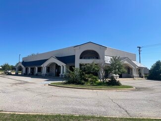 More details for 1202 Brookview Dr, Ardmore, OK - Retail for Sale
