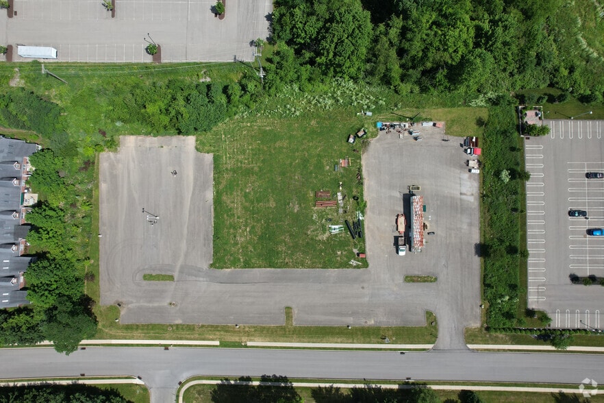 200 N Meadows Dr, Wexford, PA for sale - Building Photo - Image 2 of 3