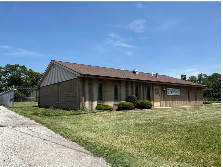 207 Main St, New Haven, IN for sale - Primary Photo - Image 3 of 10