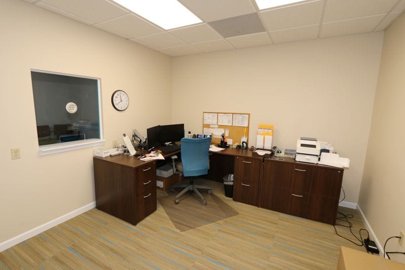 1011 Grove Rd, Greenville, SC for sale - Interior Photo - Image 3 of 31