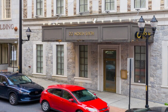 Plus de détails pour 18 N 6th St, Allentown, PA - Commerce de détail à vendre