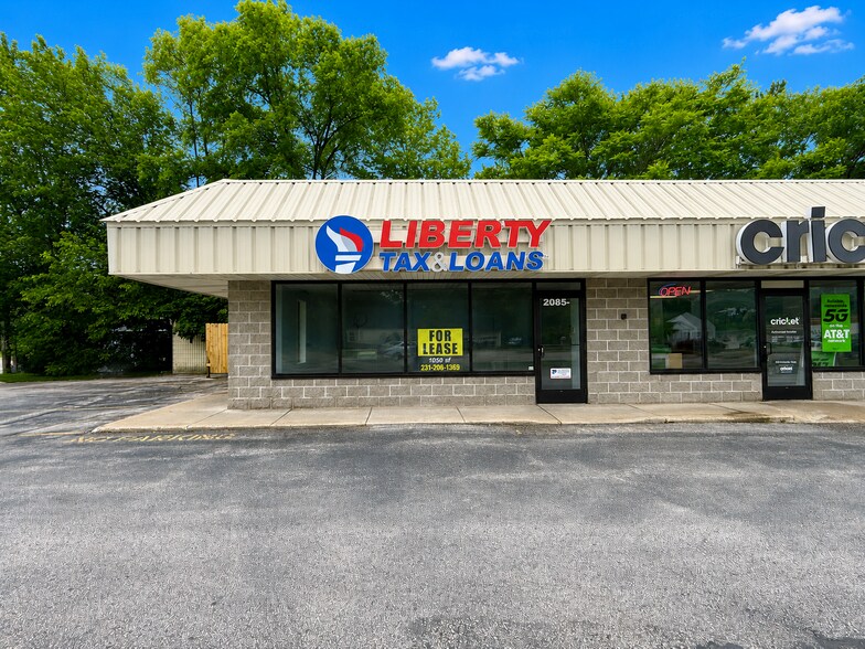 2085 E Apple Ave, Muskegon, MI à louer - Photo du bâtiment - Image 2 de 10