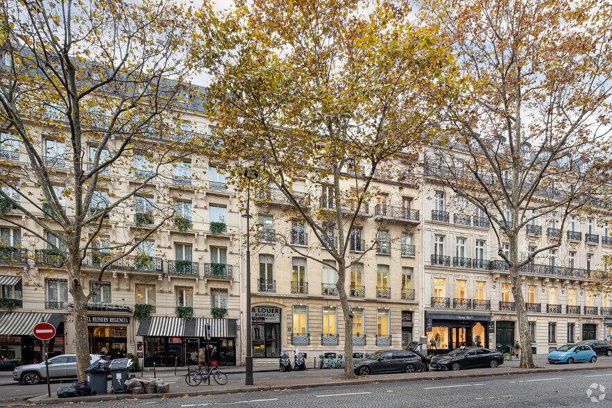43 Avenue Marceau, Paris à louer - Photo du bâtiment - Image 2 de 5