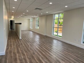 1045 E 3900 S, Salt Lake City, UT for lease Building Photo- Image 2 of 12