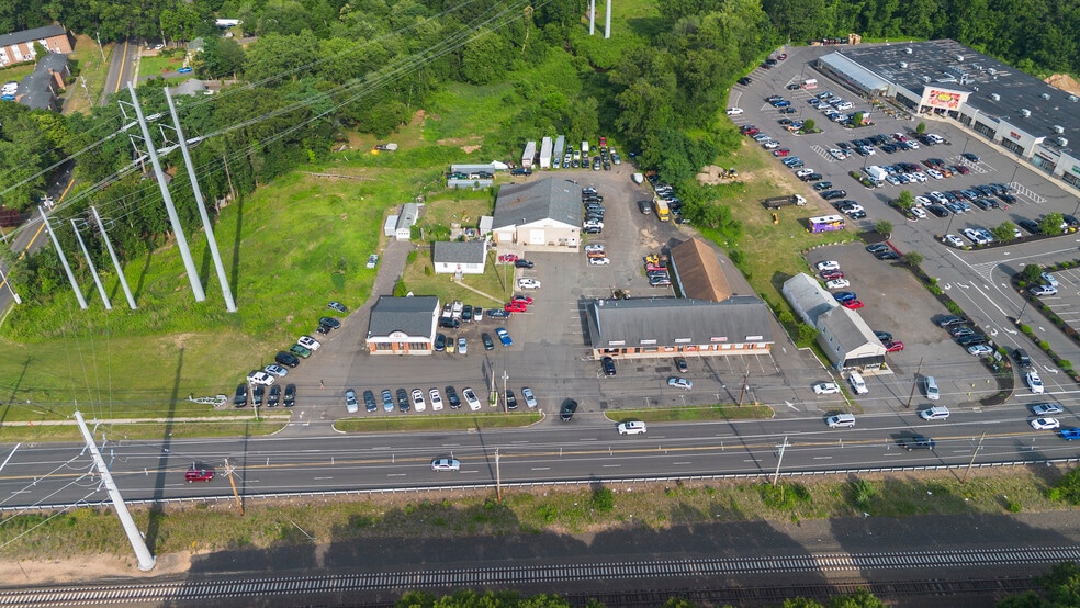 846-850 S Colony Rd, Wallingford, CT for sale - Building Photo - Image 2 of 24