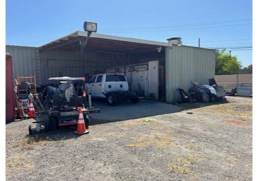 527 Garden Hwy, Yuba City, CA à vendre - Photo du bâtiment - Image 2 de 6