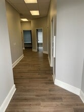 101 E Market St, Smithfield, NC for lease Interior Photo- Image 1 of 5
