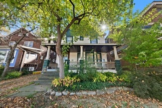 More details for 12406 Larchmere Blvd, Cleveland, OH - Retail for Sale