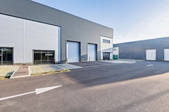 Hall Ave, Ashford for lease Building Photo- Image 2 of 23