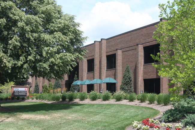 Plus de détails pour 570 Commerce Blvd, Carlstadt, NJ - Industriel à louer