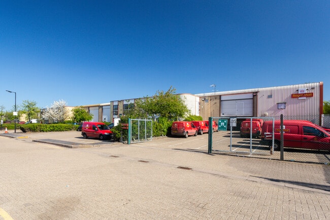 More details for 20 Plover Clos, Newport Pagnell - Industrial for Lease
