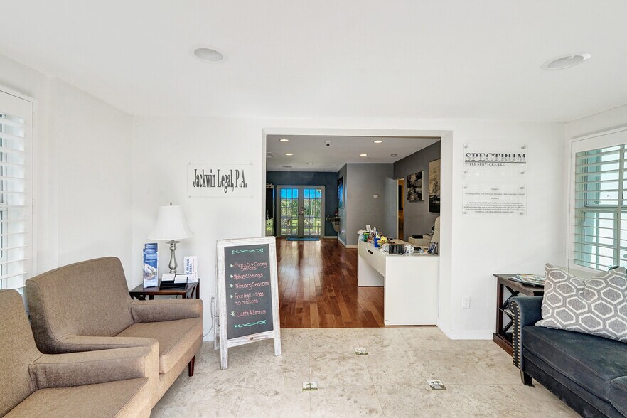 423 SE 19th St, Fort Lauderdale, FL à vendre - Photo du bâtiment - Image 3 de 36