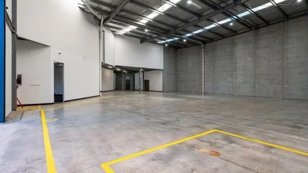 11-15 Rocklea Dr, Port Melbourne, VIC 3207 - Unit 8 - - Interior Photo - Image 2 of 6