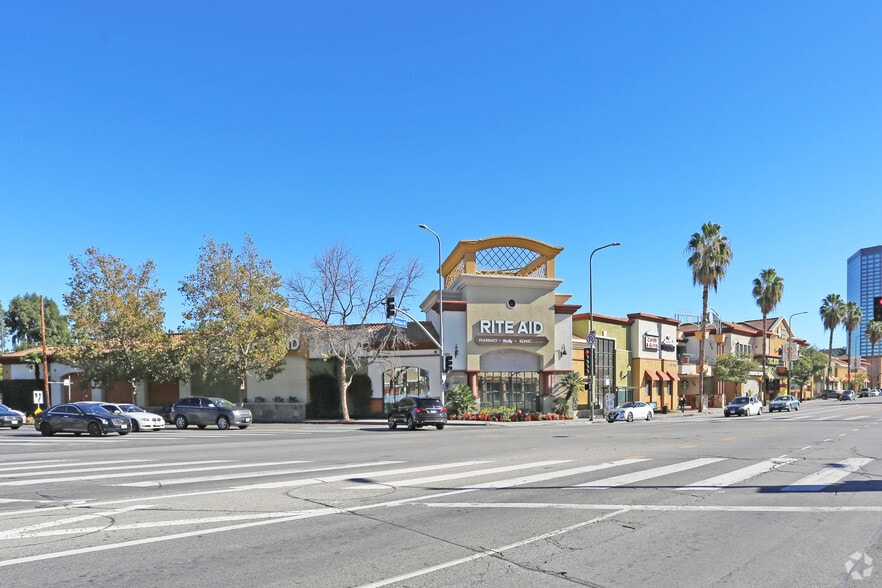 10969 Ventura Blvd, Studio City, CA for lease - Building Photo - Image 2 of 13