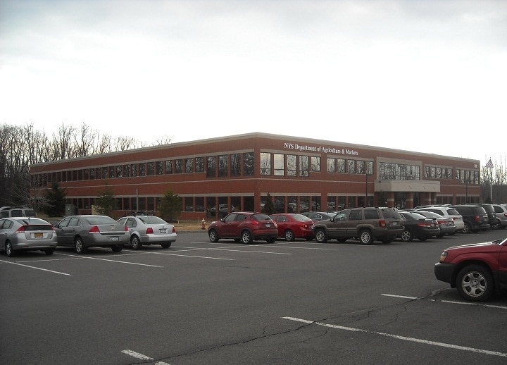 10B Airline Dr, Albany, NY for sale - Building Photo - Image 2 of 5