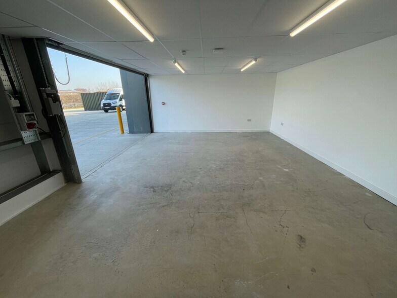 Brinsworth Street, Rotherham for lease - Building Photo - Image 3 of 8
