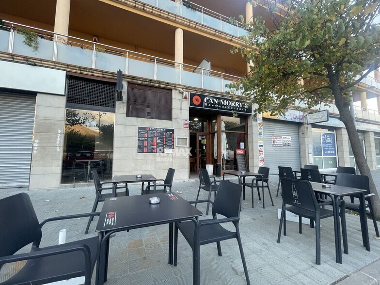 Multifamily in Roses, Gerona for sale - Primary Photo - Image 1 of 3