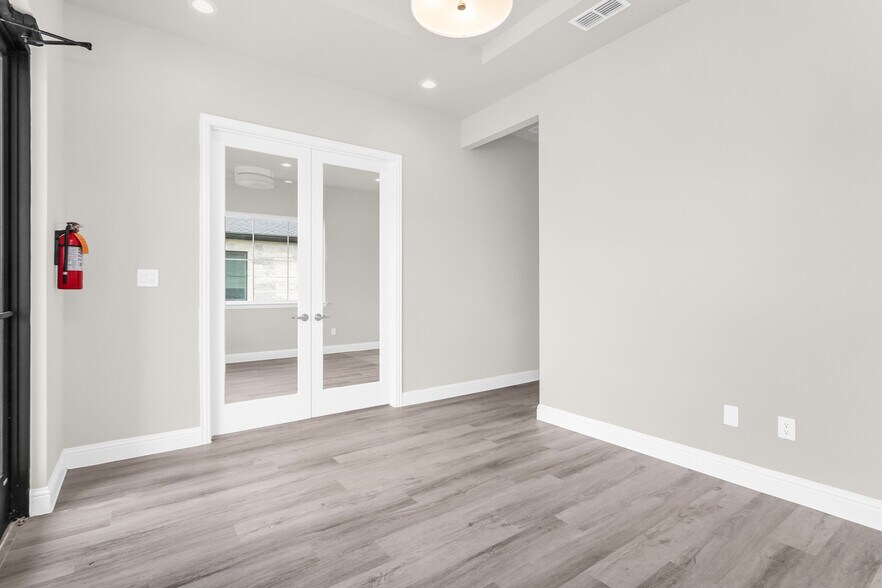 6000 Alma Rd, McKinney, TX à louer - Photo du bâtiment - Image 3 de 41